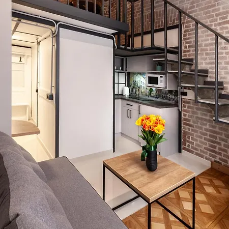 Royal Mini On Kovzhyna * Львів