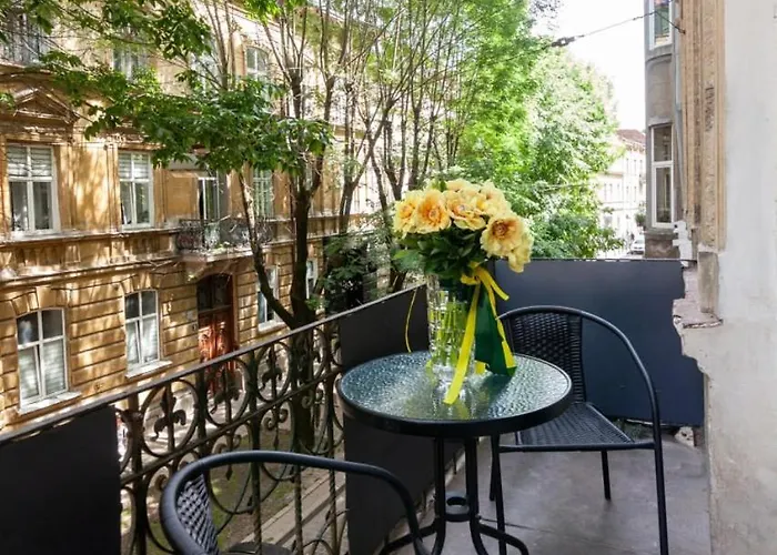 Royal Mini On Kovzhyna Apartamento