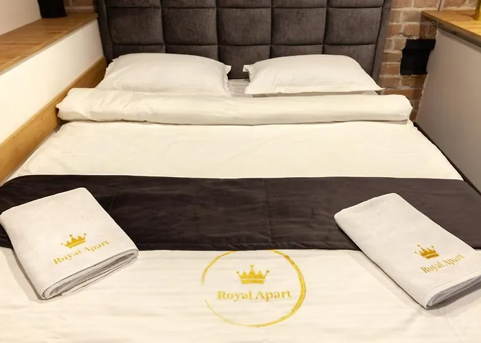 Royal Mini On Kovzhyna לבוב