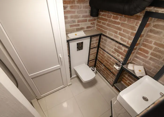 Royal Mini On Kovzhyna Львов